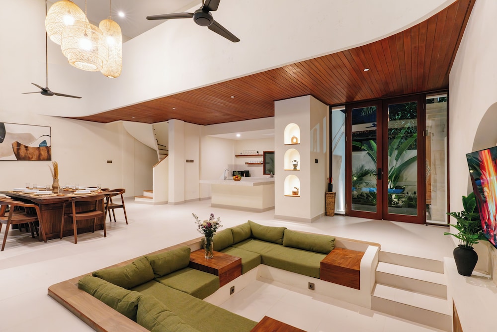 Luxury Noah Villa
