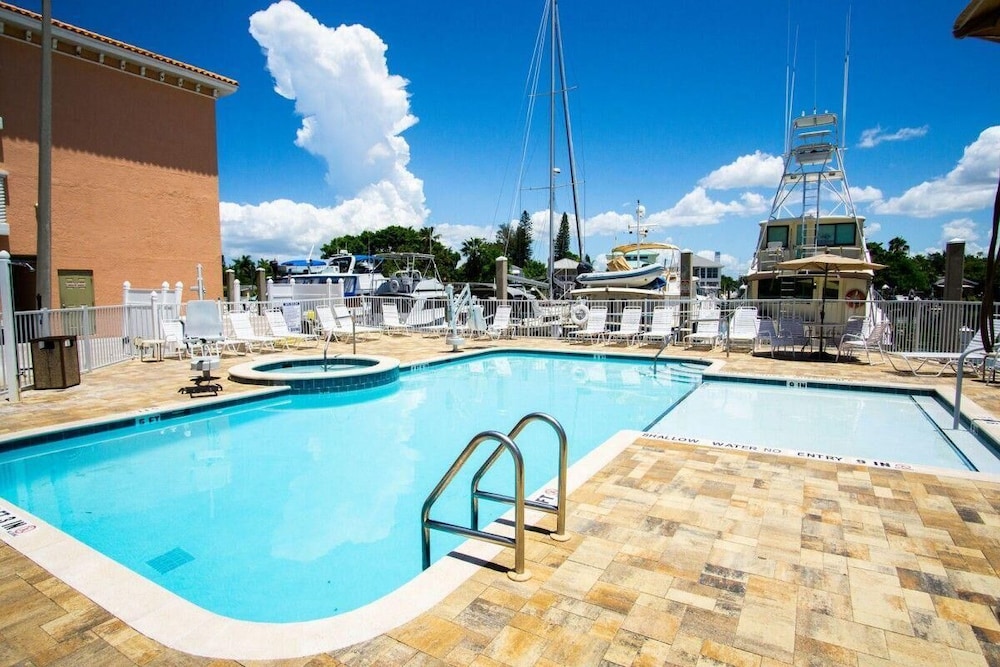 Madeira Bay Resort II - 606