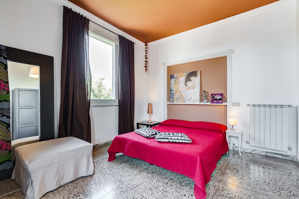Giulio Cesare Vatican Apartment