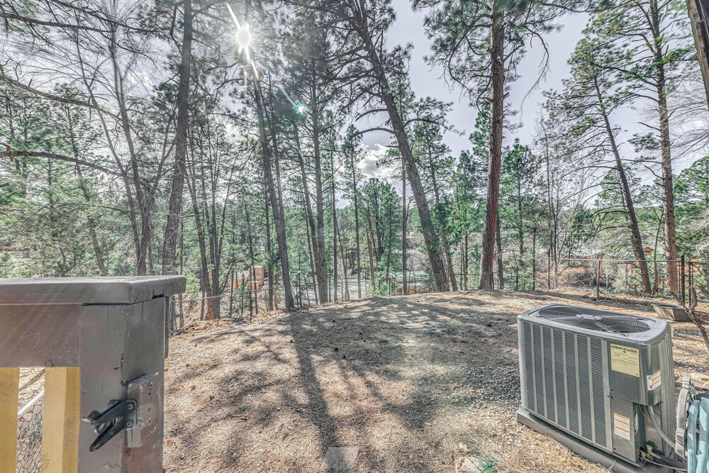 Walk to Midtown Ruidoso: Modern-rustic Cabin