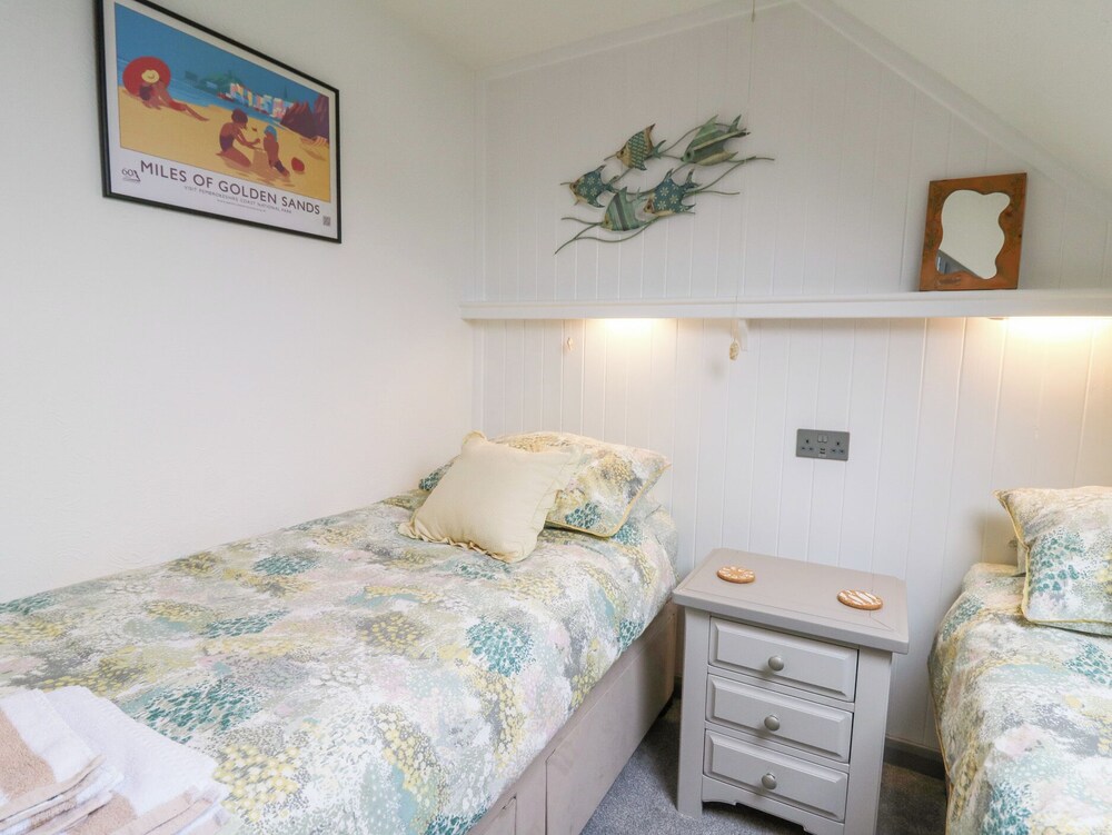 5 The Coach House