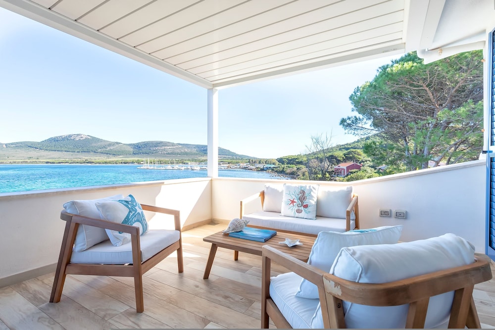 Sardinia Re - Porto Conte Bay Terrace