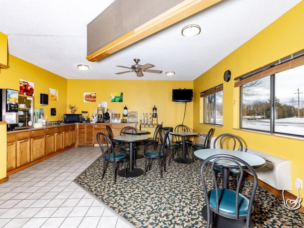 GrandStay Hotel & Suites