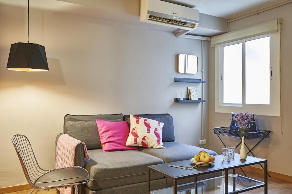 BeBarceloner Sant Andreu Apartments