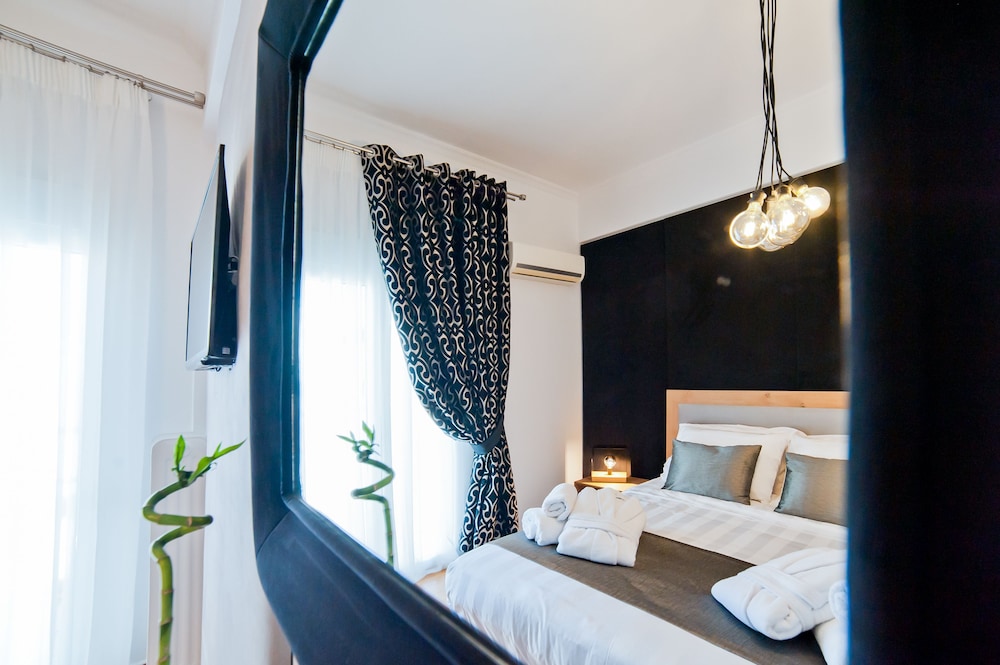Acropolis View Deluxe Penthouse & Luxury Apartments