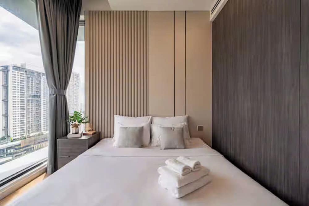 Kluxstay Lumiere Riverside Residence