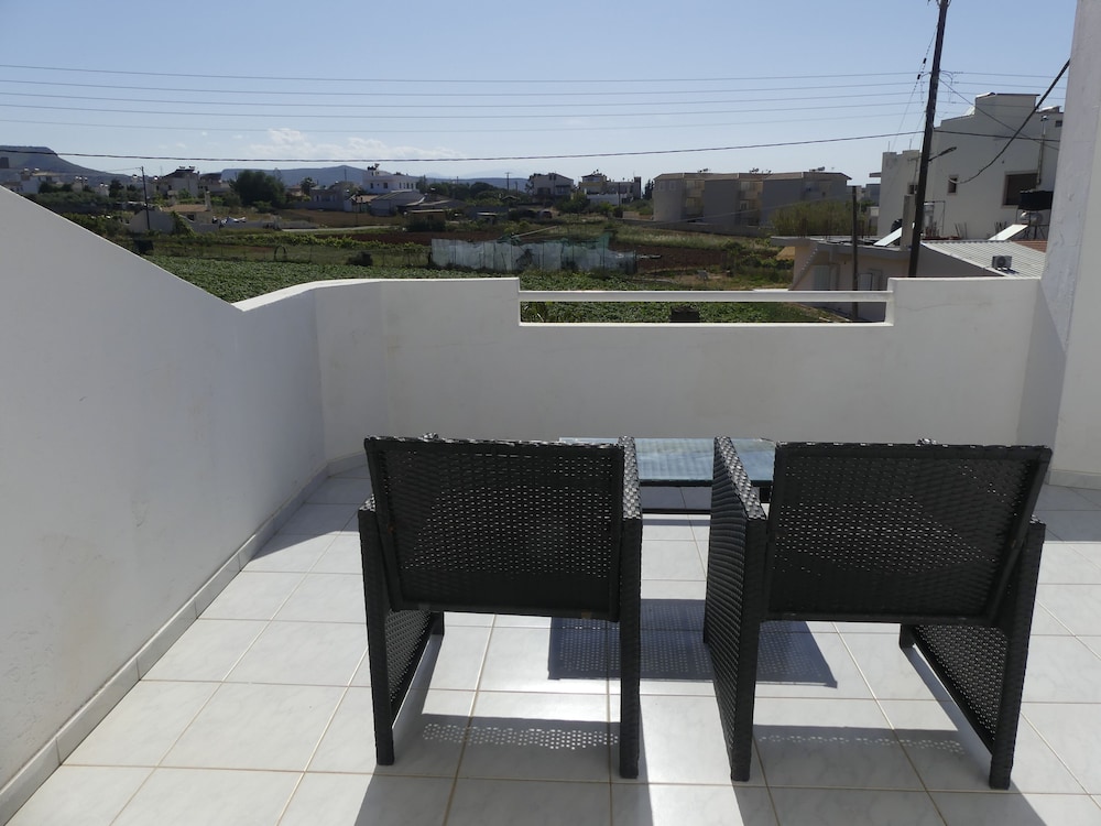 AMZ Apartments