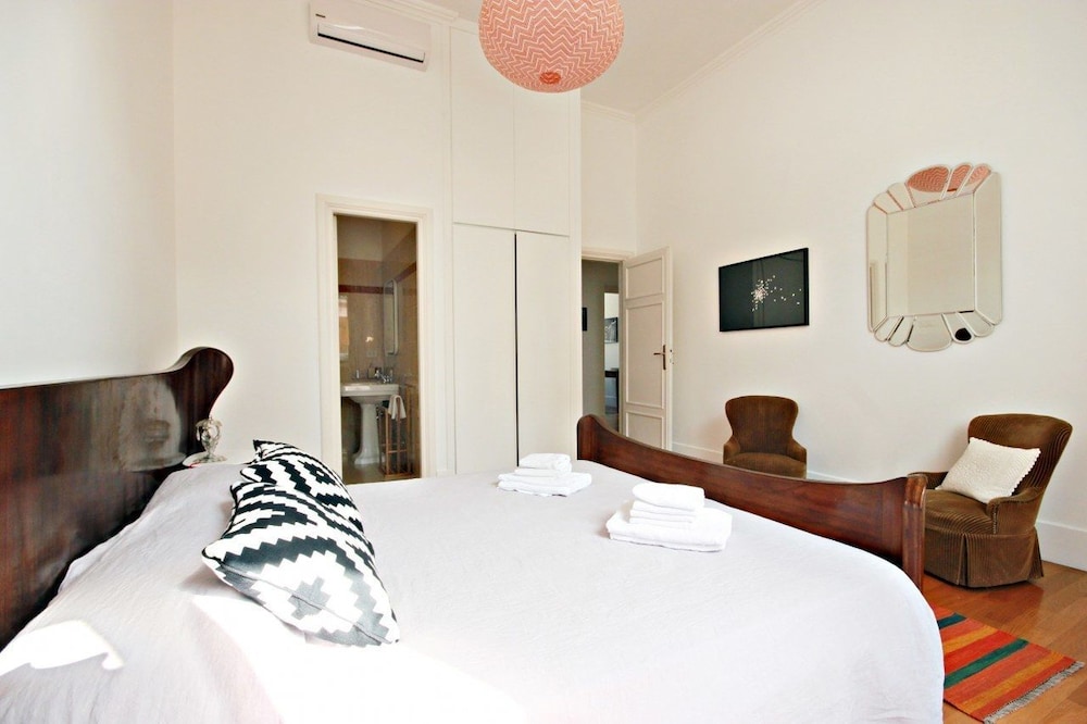 Wonder Privacy & Charm