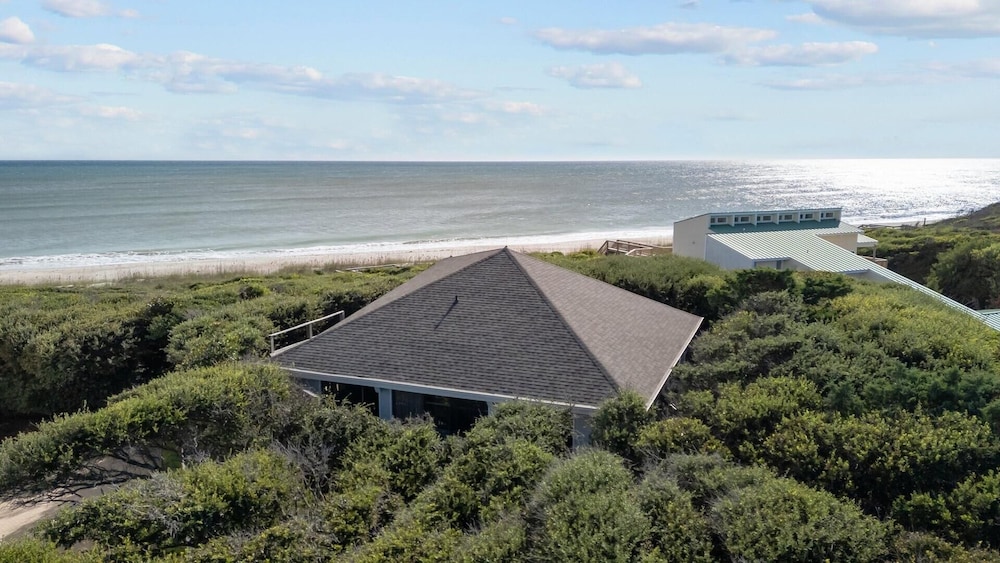 Beach Grove 3 Bedroom Home