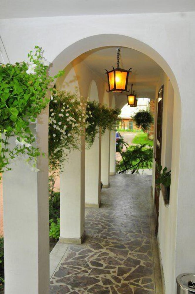 4.Friends Hostel