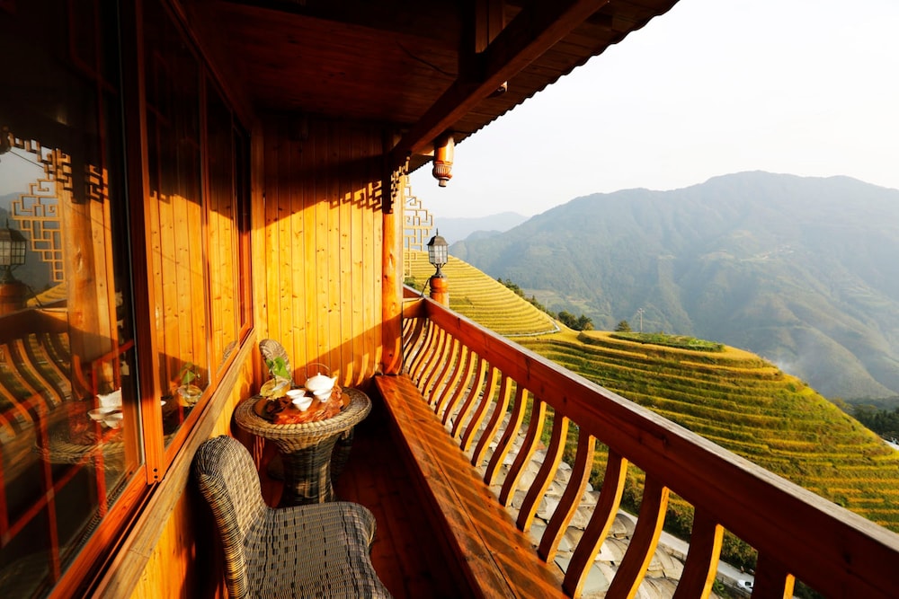 Longji One Art Inn