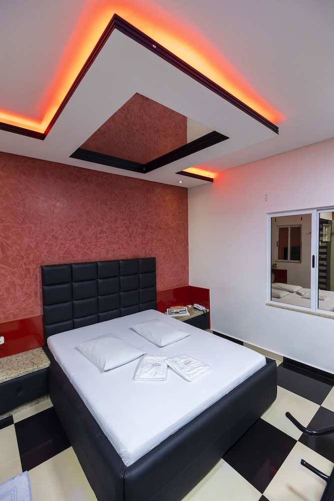 Troia Motel