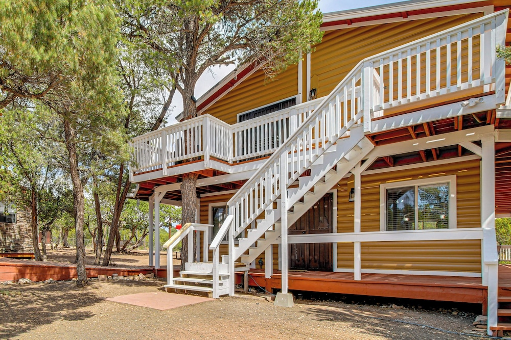 Hike & Snow Play! Heber Haven w/ 2 Living Areas