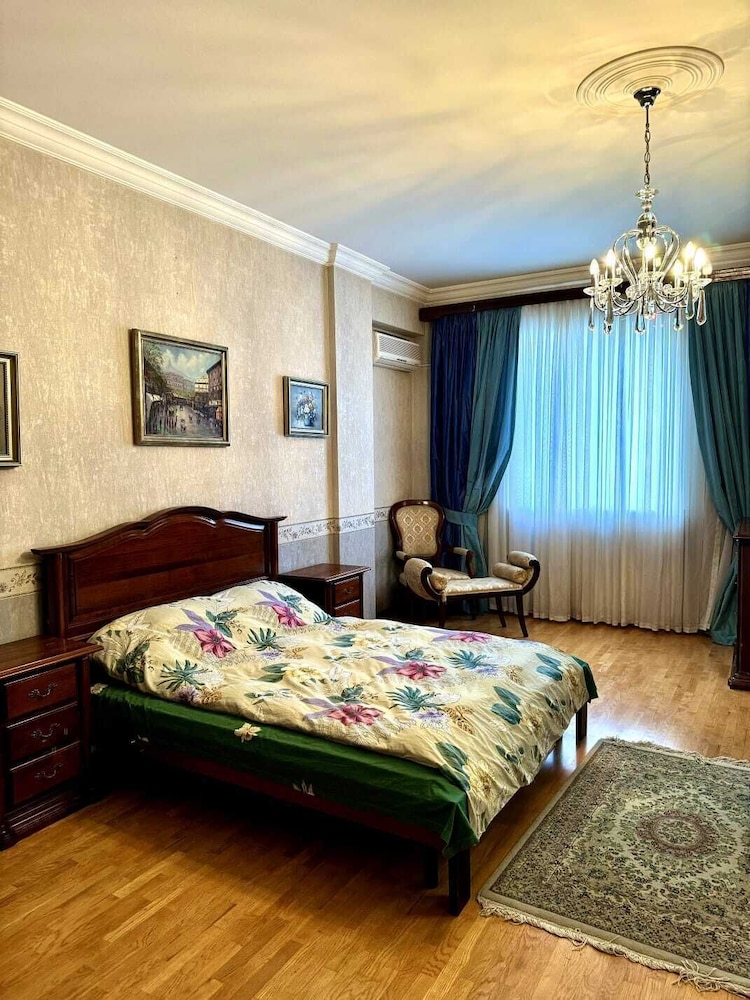 Layla Apartment