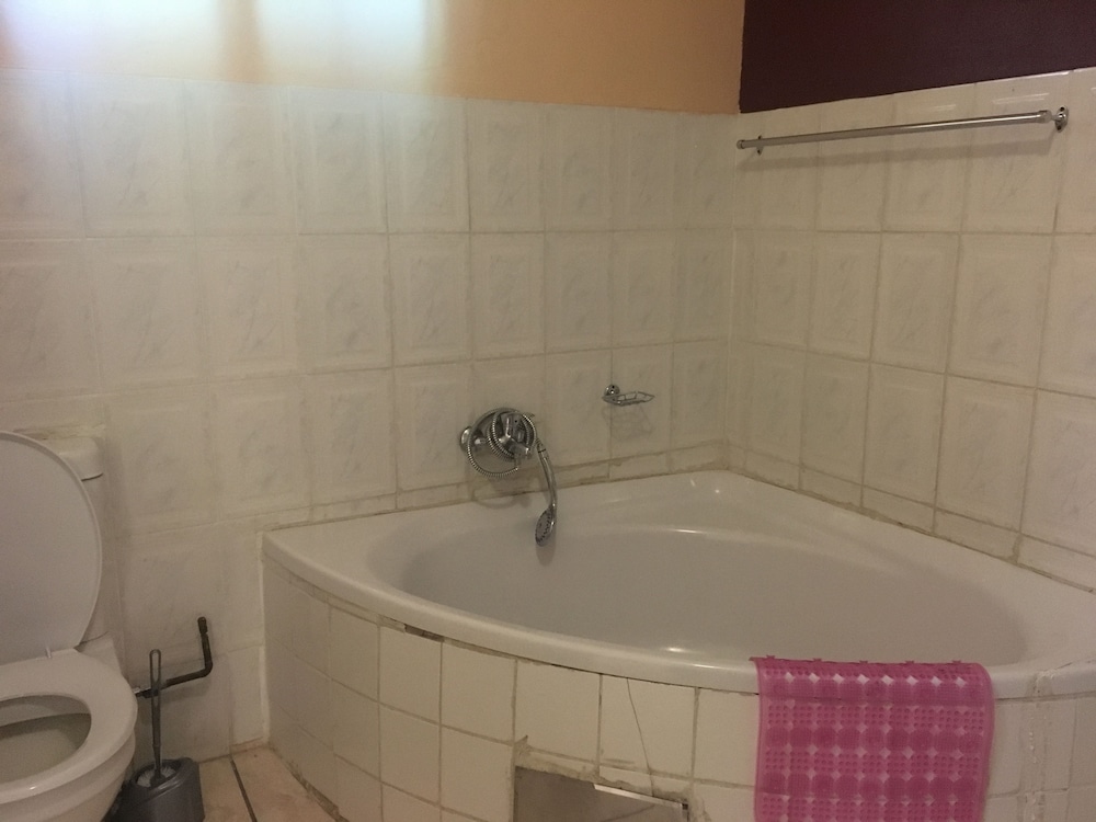 Luxury Wild Inn