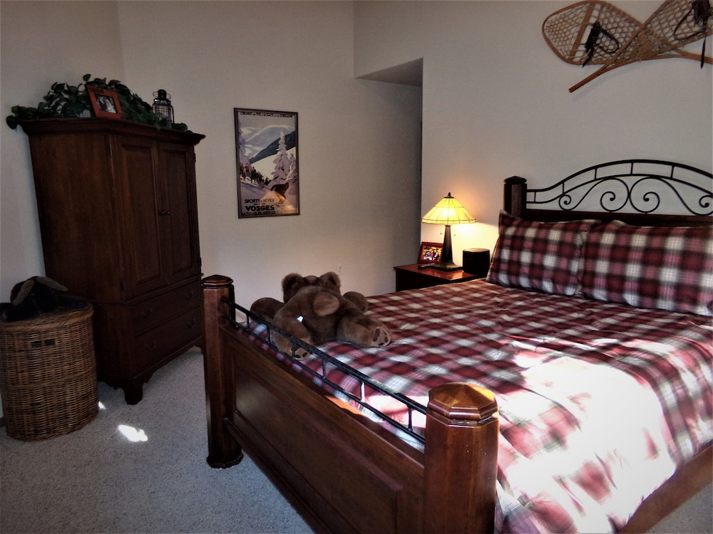 Tarn Landing 1 Bed Loft TLDA view 2