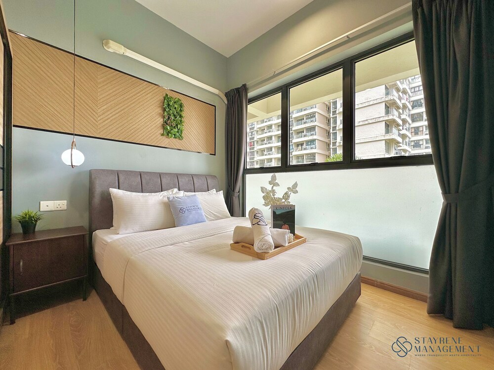 Country Garden Danga Bay Sea View Homestay by Stayrene