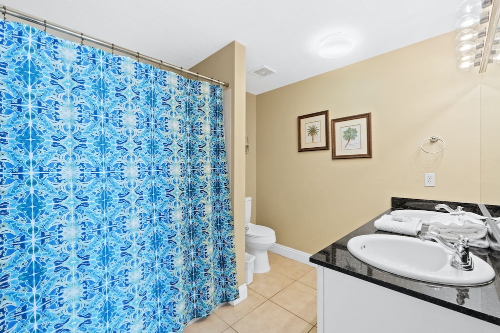 Calypso Beach Resort by Panhandle Getaways