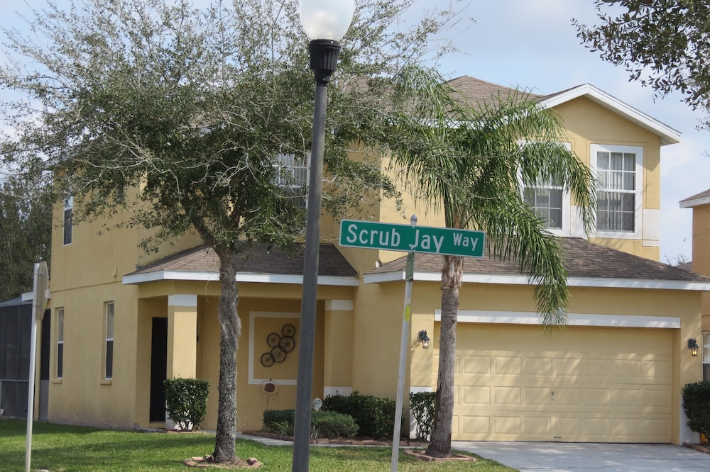 SVV Pool Homes