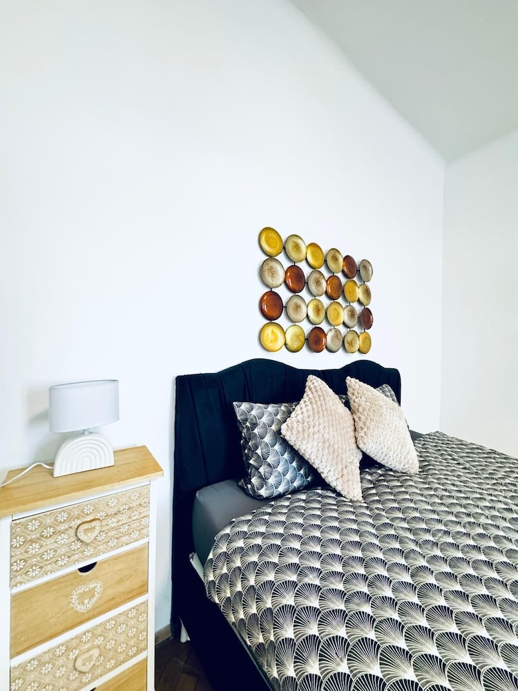 Comfortable 1BR Lounge Westbahnhof