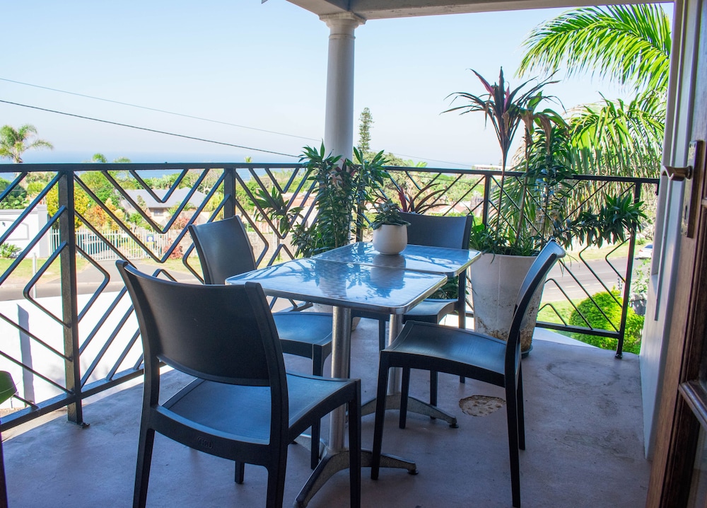 African Sands Bed & Breakfast
