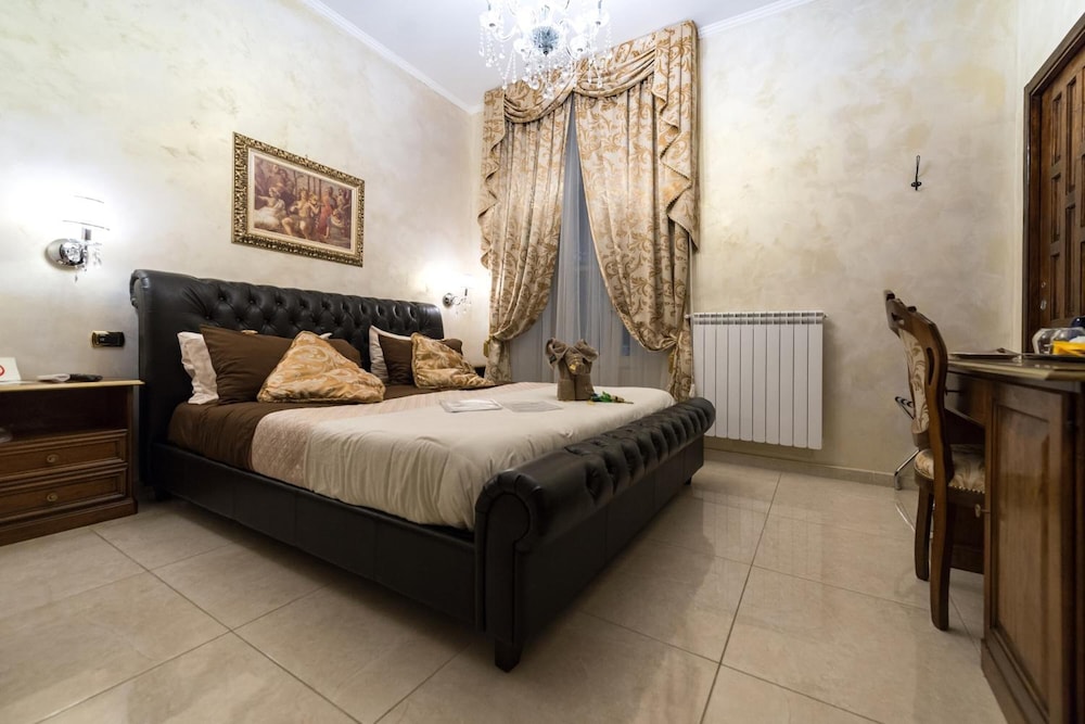 Roma Royal Residence