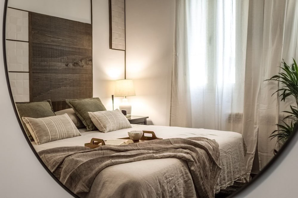 Uzer - 2 Bedrooms in Recoletos