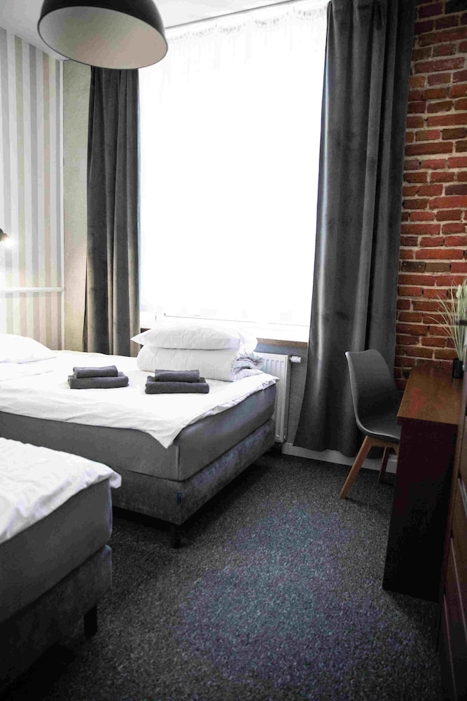 Adler Bed & Breakfast