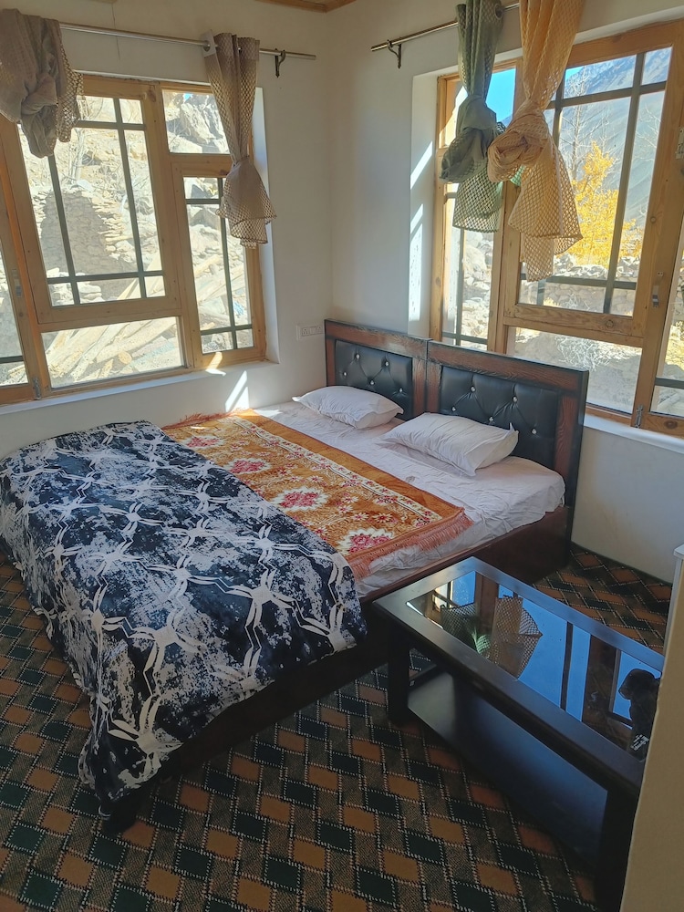 KONKA GUEST HOUSE