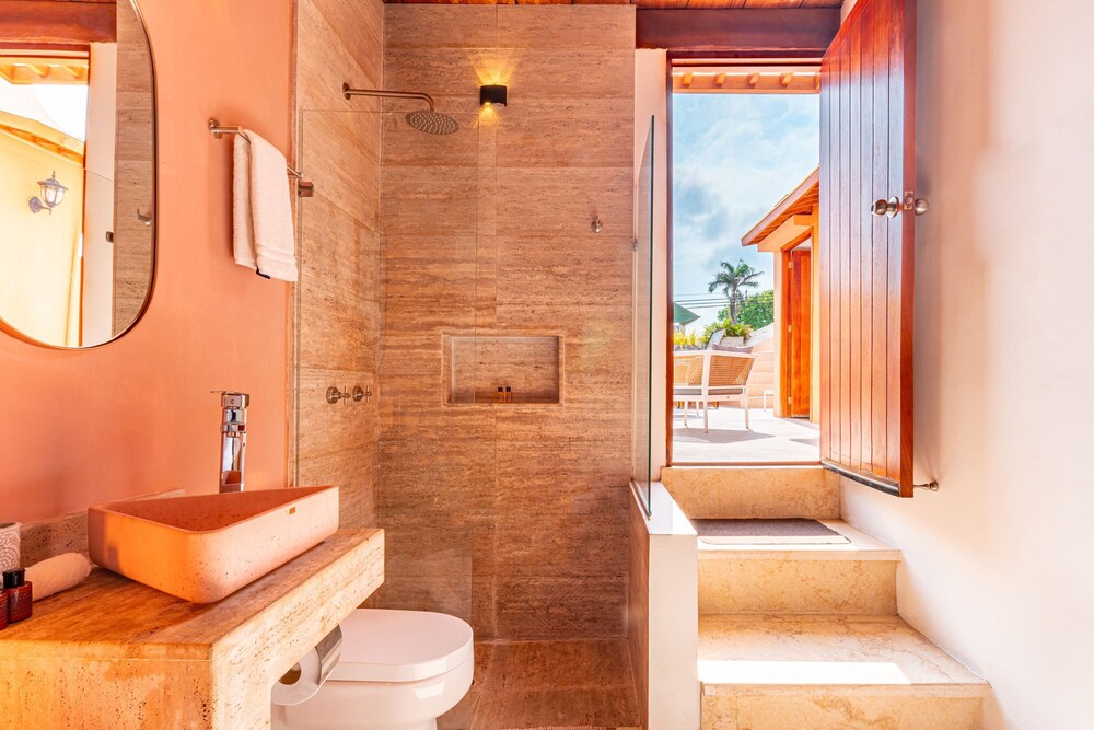 Casa Cuero - Rooftop Pool - Historic Center