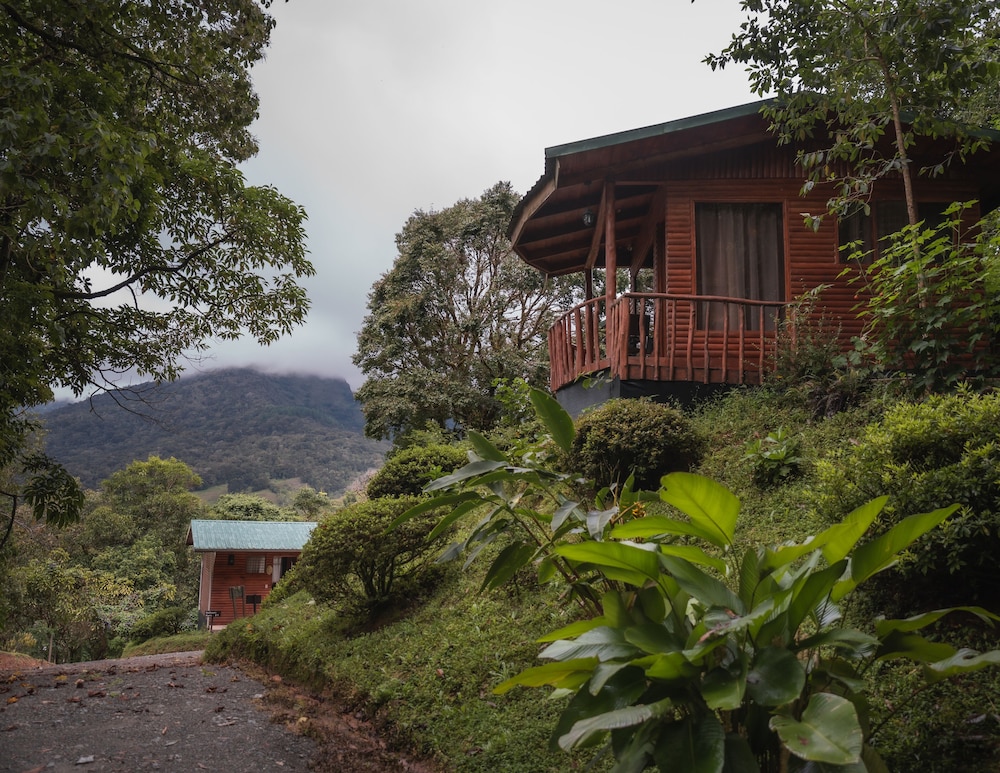 Cedrela Ecolodge