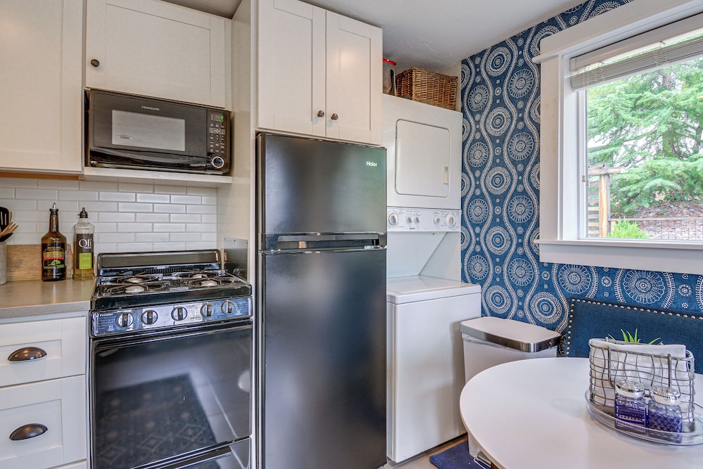 Half-mi to Dtwn: Updated Home in Prescott!