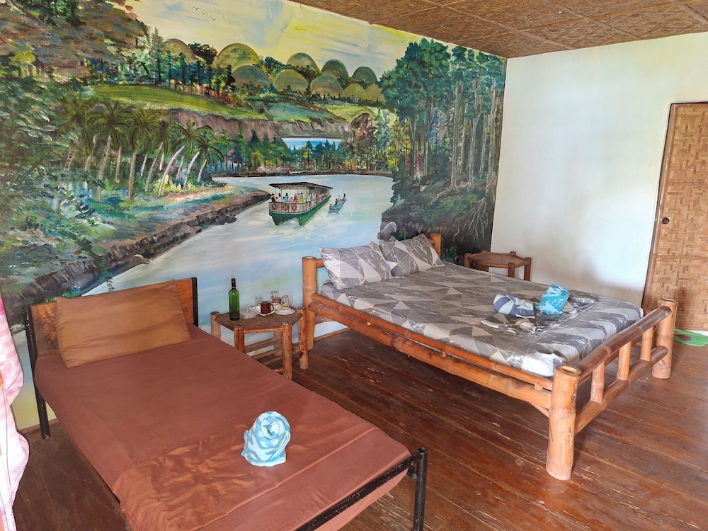 Bohol-Lahoy Dive & Beach Resort
