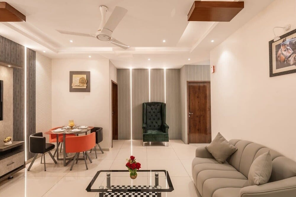 The Elite Apartment Aster