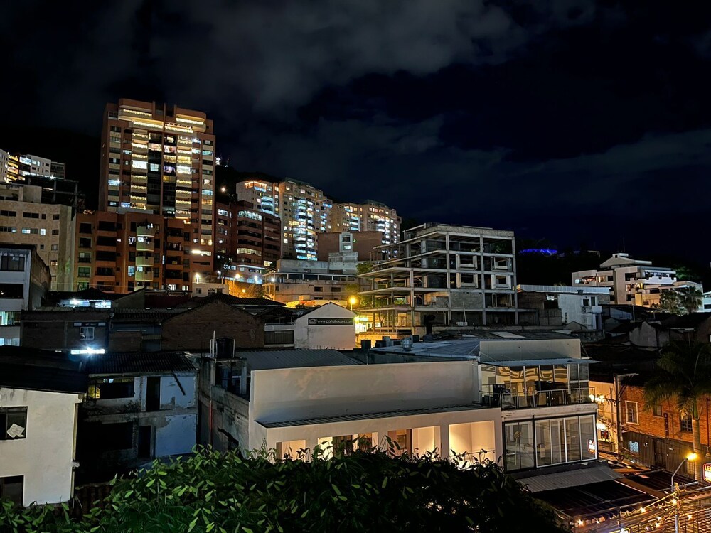 Hotel Granada Suites Deluxe