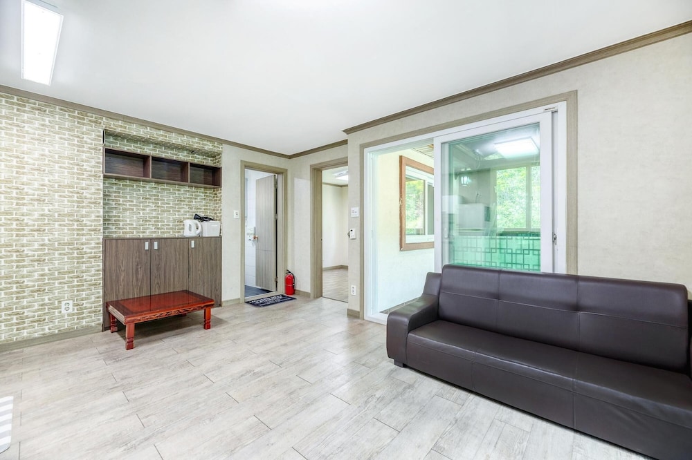 Gapyeong Swimteo Pet Pension, 가평군 - 9
