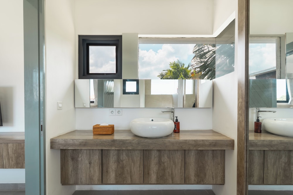 Melasti Villa 2 by Alfred in Bali