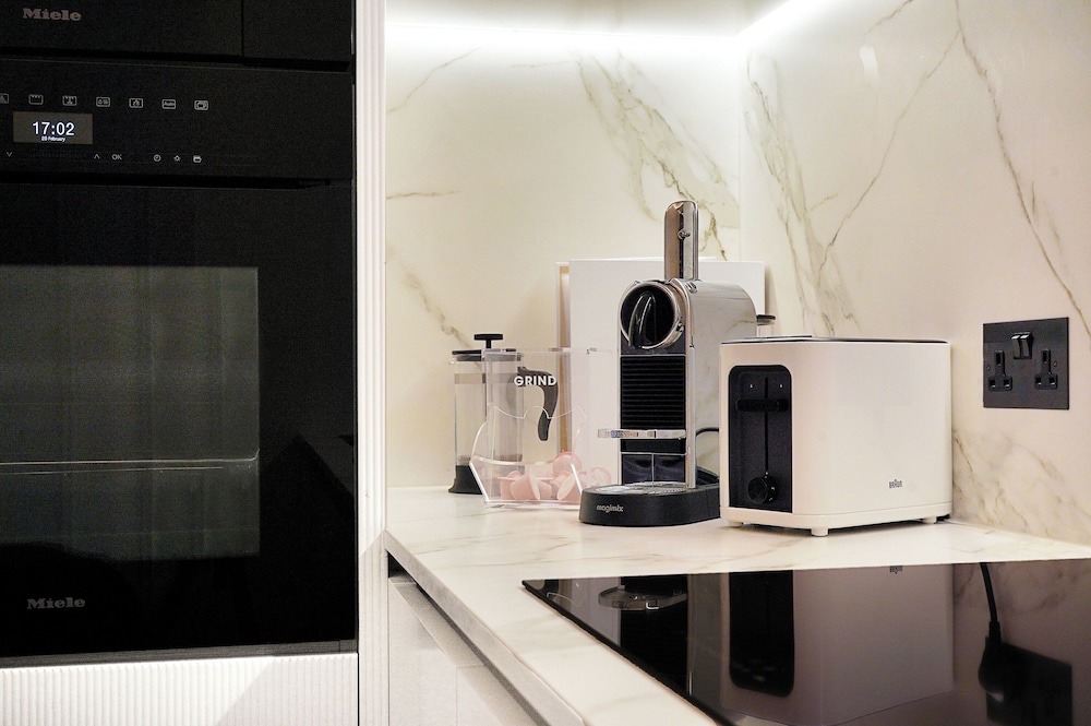 Ennismore Garden Flat