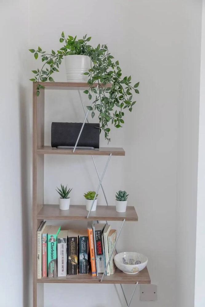 Bright & Calming 1BD Flat - Islington