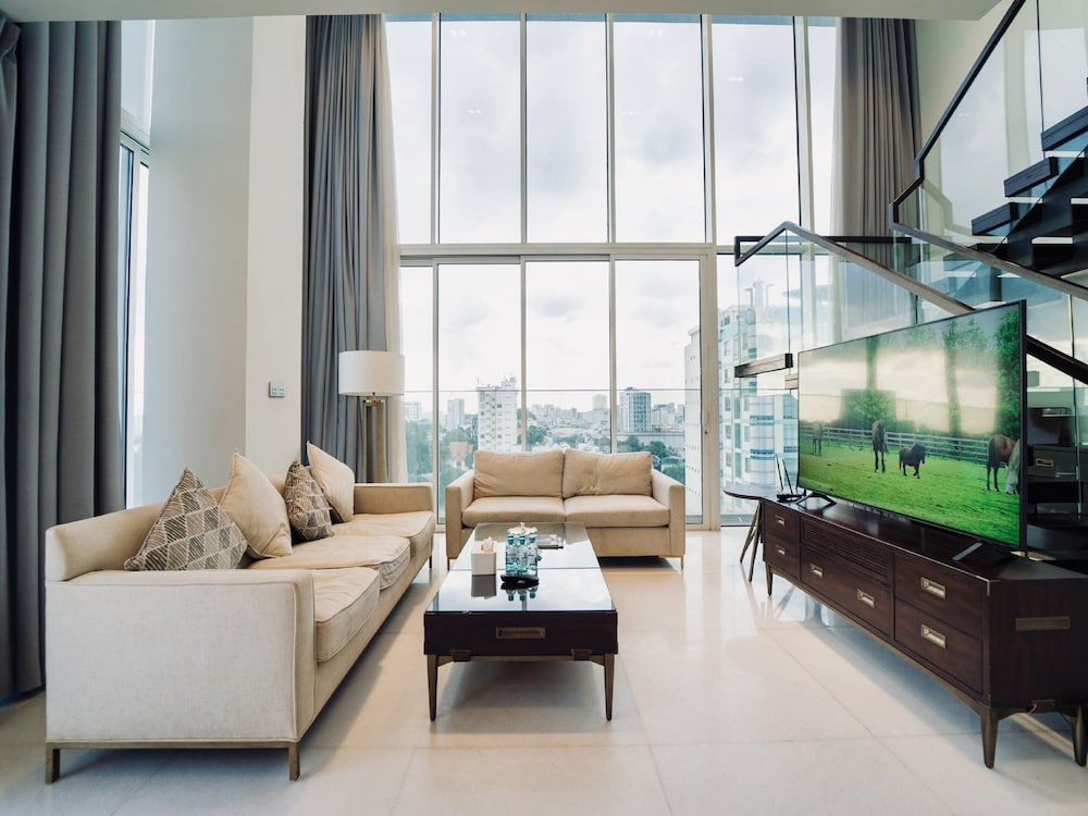Serenity Luxury Private Pool Villas - Free One Way Airport Shuttle