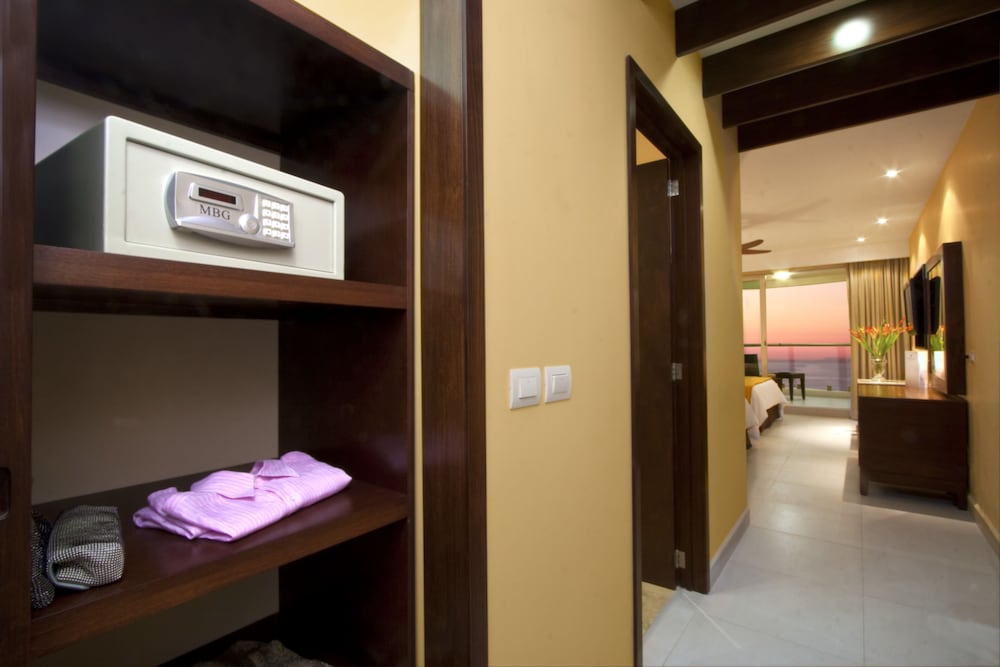 Puerto Vallarta Vacations - Sunset Plaza Beach Resort  Spa Pto Vallarta All Inclusive - Property Image 51