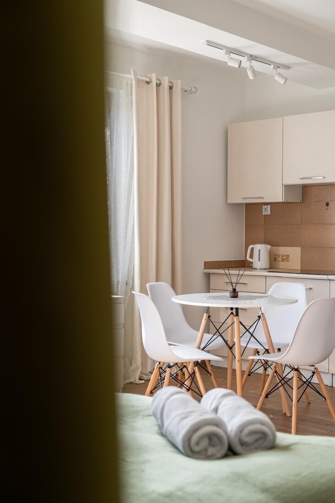 Przytulny apartament KOLEJOVA 13