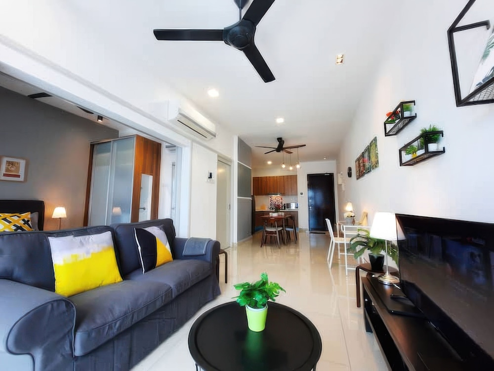 Ciao Pacific 63 Residence Apartments