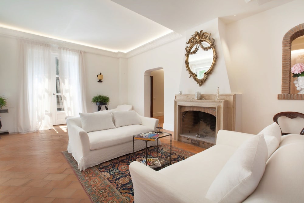 Villa Ebe in Sorrento view 4