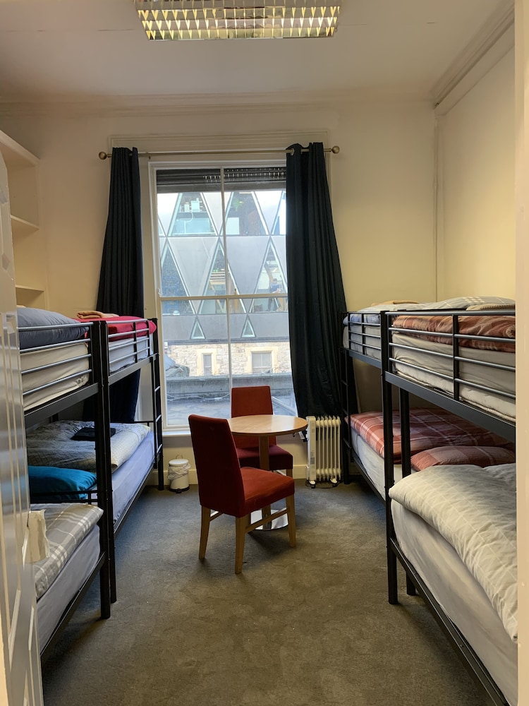 Eden Quay Guesthouse Private Rooms