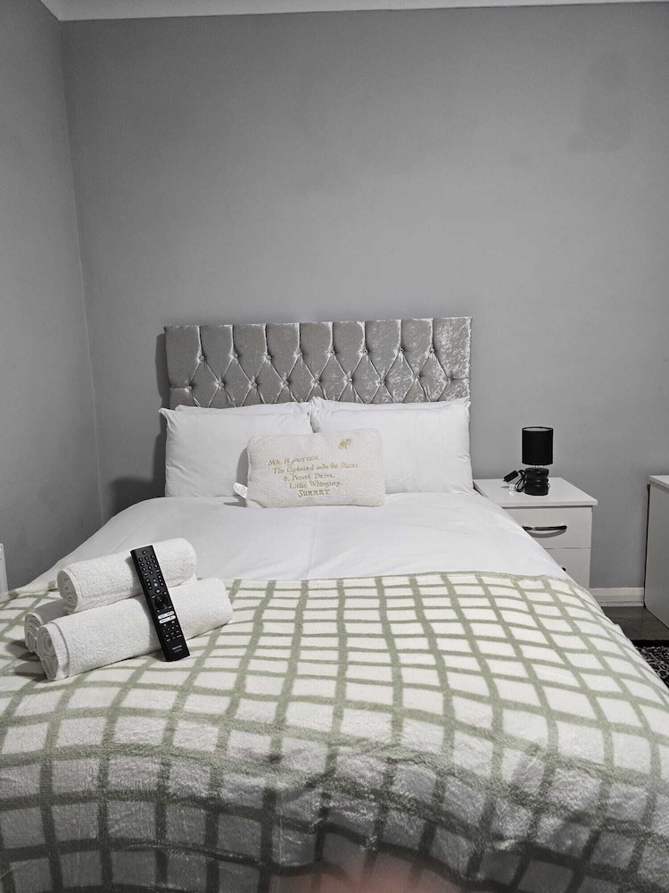Heathrow roomzzzz B&B