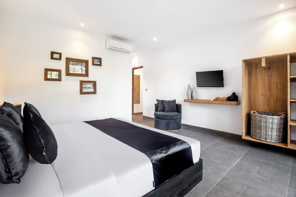12BR St. Monica Kala
