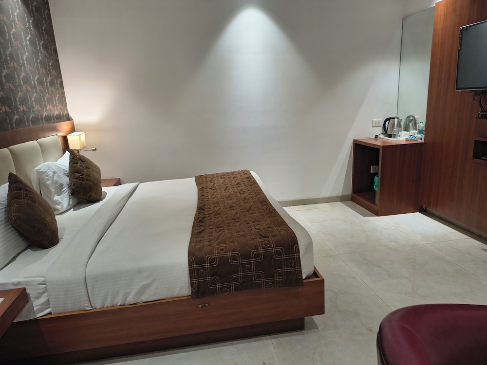 Hotel Aman Suites at IGI by Arch Group