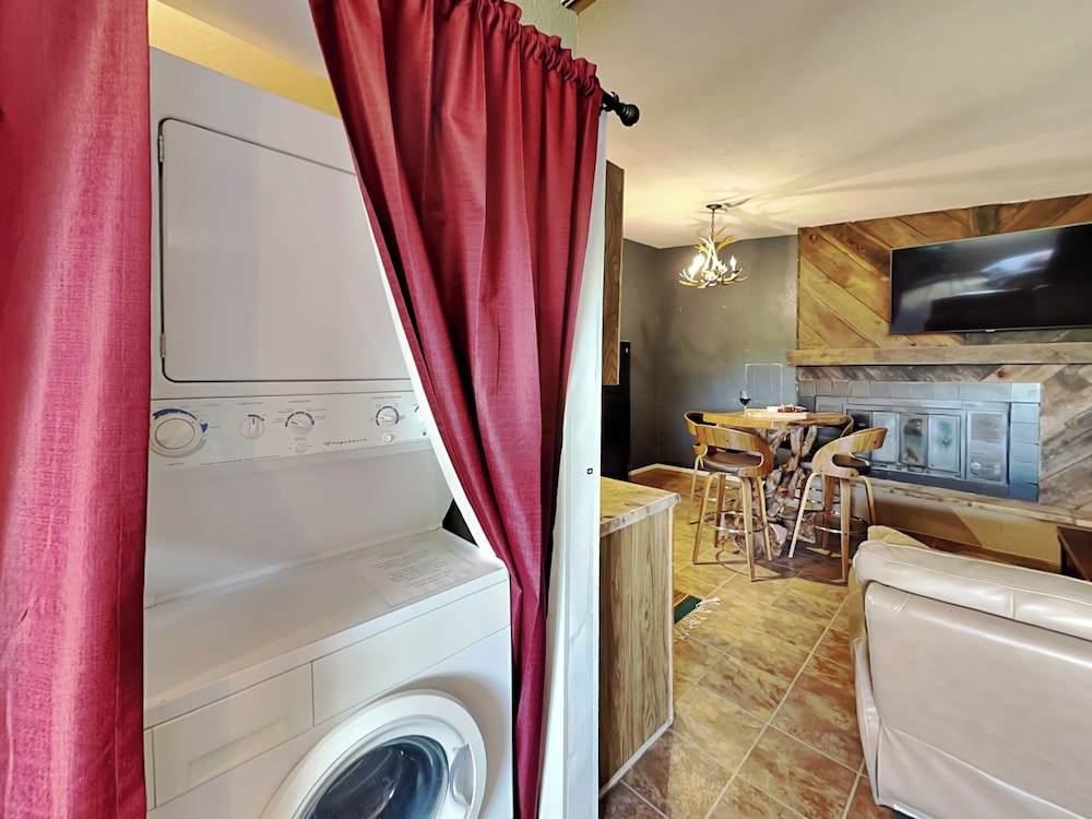 Alto Mountain Sojourn by Ruidoso Vacation Rentals