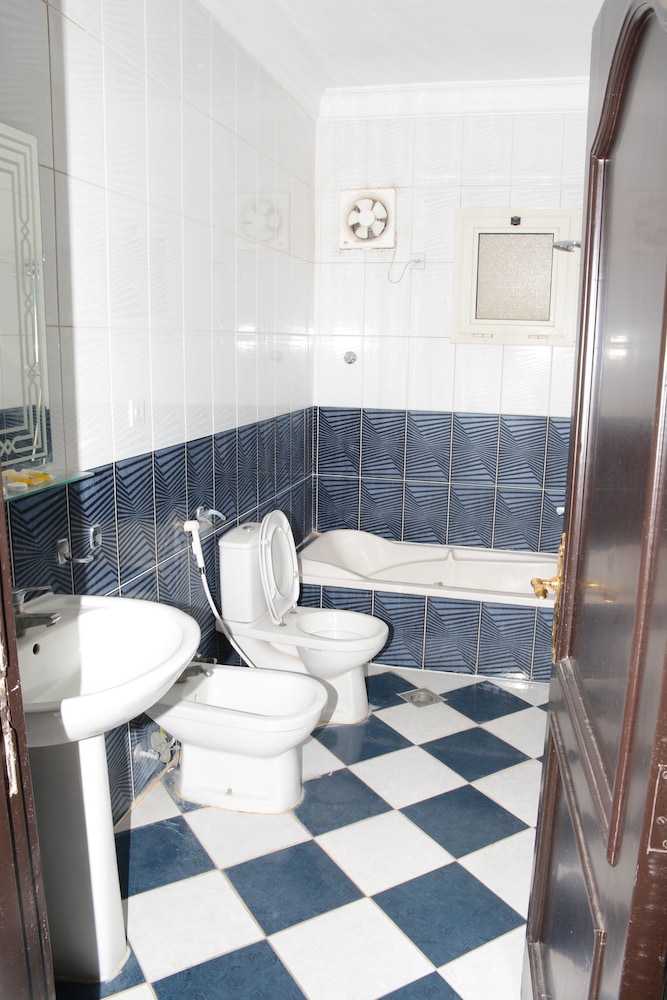 Al Eairy Furnished Apt Al Madinah 3